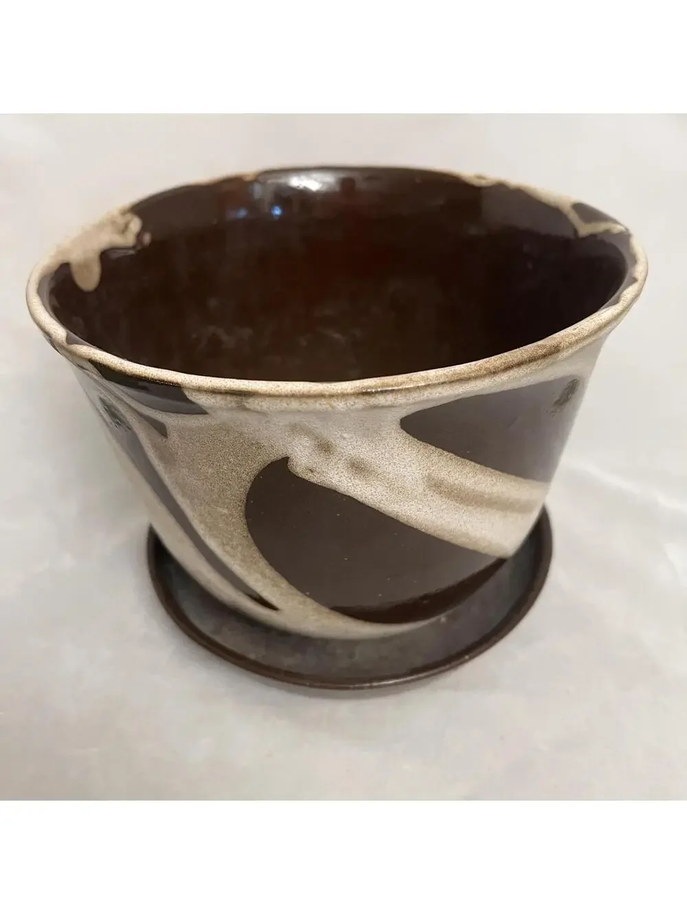 Vintage Lee's Pottery Planter with Saucer - Retro Brown & Cream Charm - Picture 1 of 5